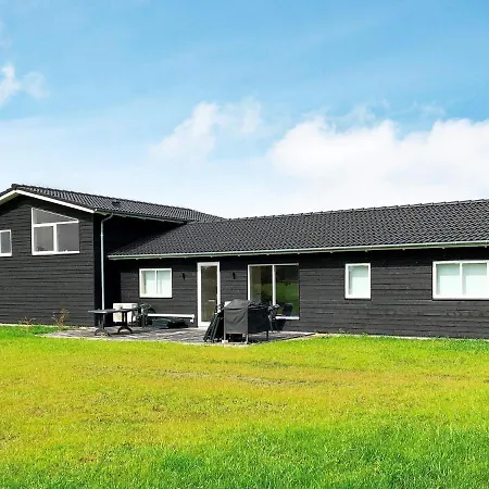 Holiday home 10 Person In *