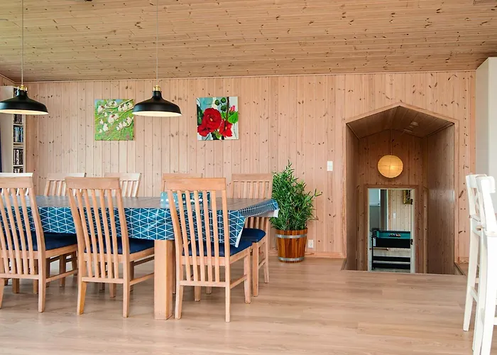 Дом отдыха Scandinavian Lakeside Retreat-by Traum Ansager