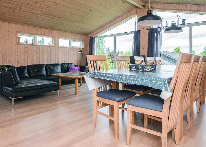 Dom wakacyjny Scandinavian Lakeside Retreat-by Traum Ansager