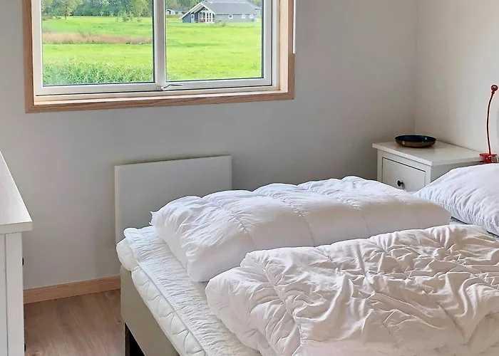 Dom wakacyjny Scandinavian Lakeside Retreat-by Traum Ansager